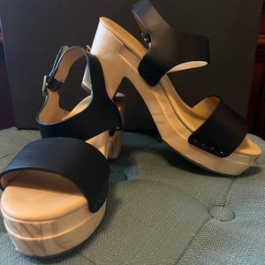 Nisolo - All-Day Open Toe Clog Black Size 6